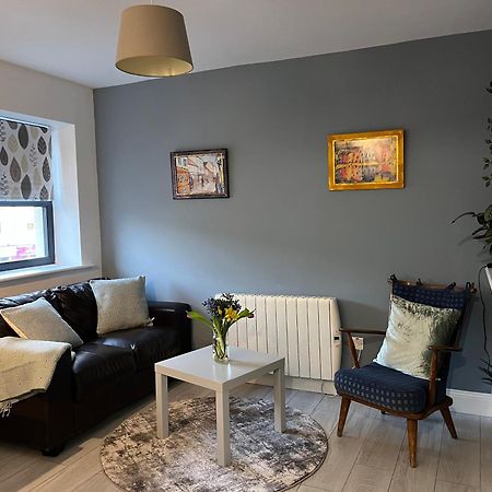Woodquay Mews Apartment Голуей Екстериор снимка